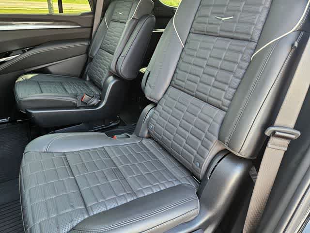 Used 2026 Cadillac Escalade V w/ LPO, ONYX Package AWD/4WD image 22