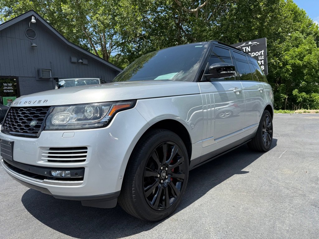 Used 2015 Land Rover Range Rover Supercharged image 12