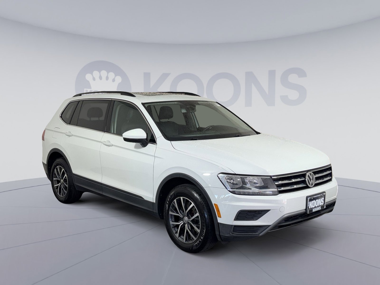 Used 2019 Volkswagen Tiguan SE w/ Panoramic Sunroof Package image 10