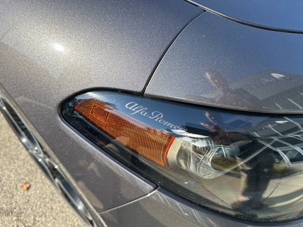 New 2025 Alfa Romeo Giulia AWD image 19