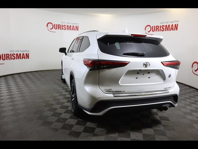 Used 2022 Toyota Highlander XSE AWD/4WD image 25