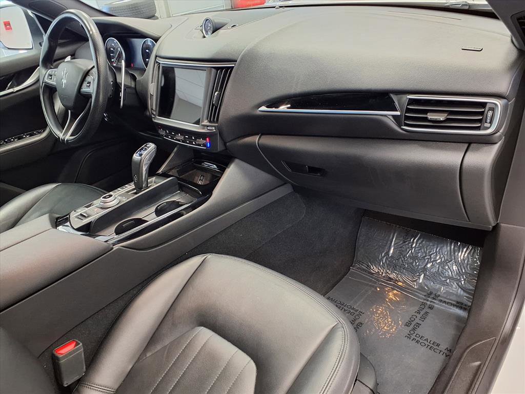 Used 2023 Maserati Levante Modena image 9