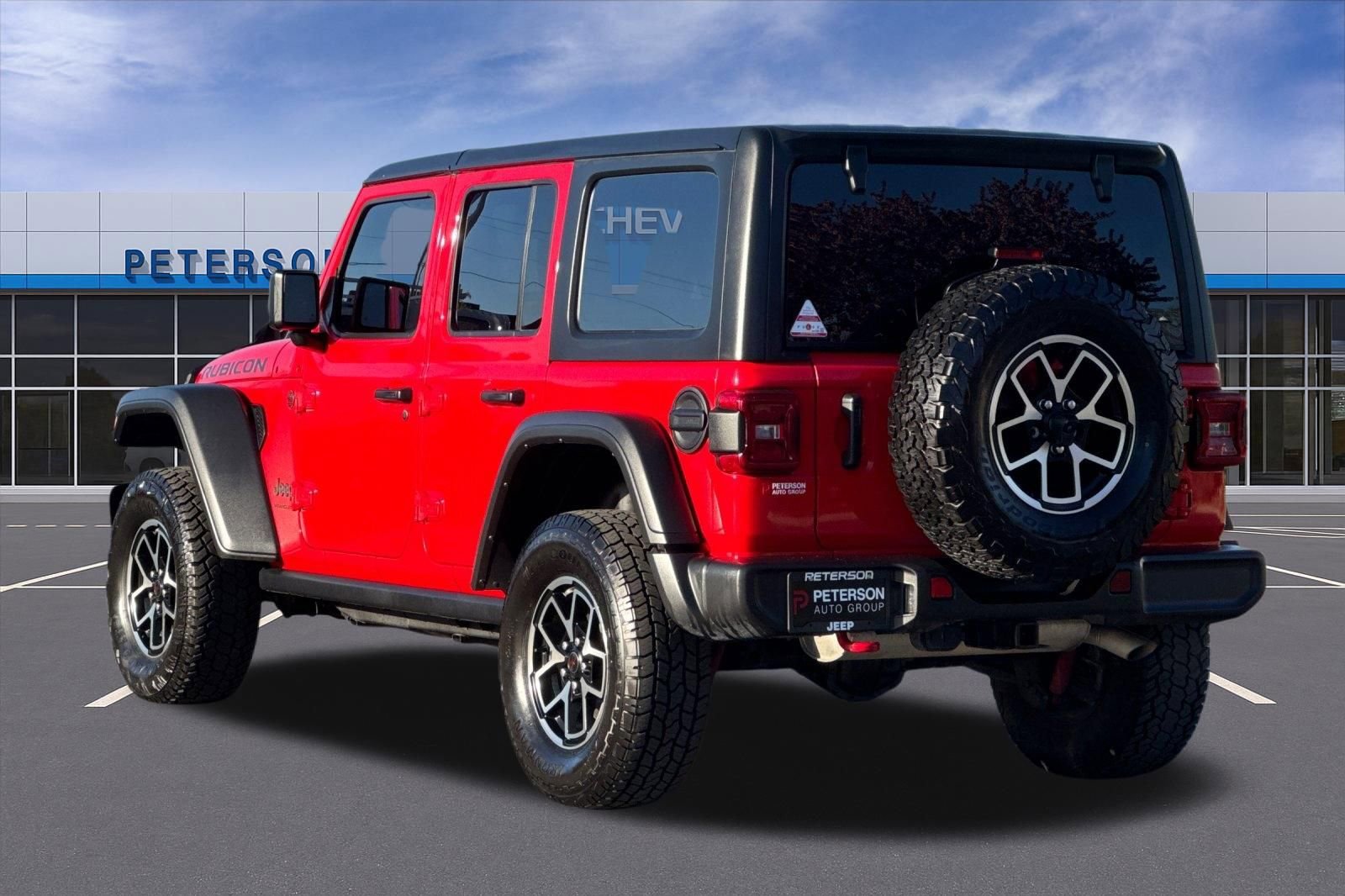 Used 2024 Jeep Wrangler Unlimited Rubicon AWD/4WD image 6