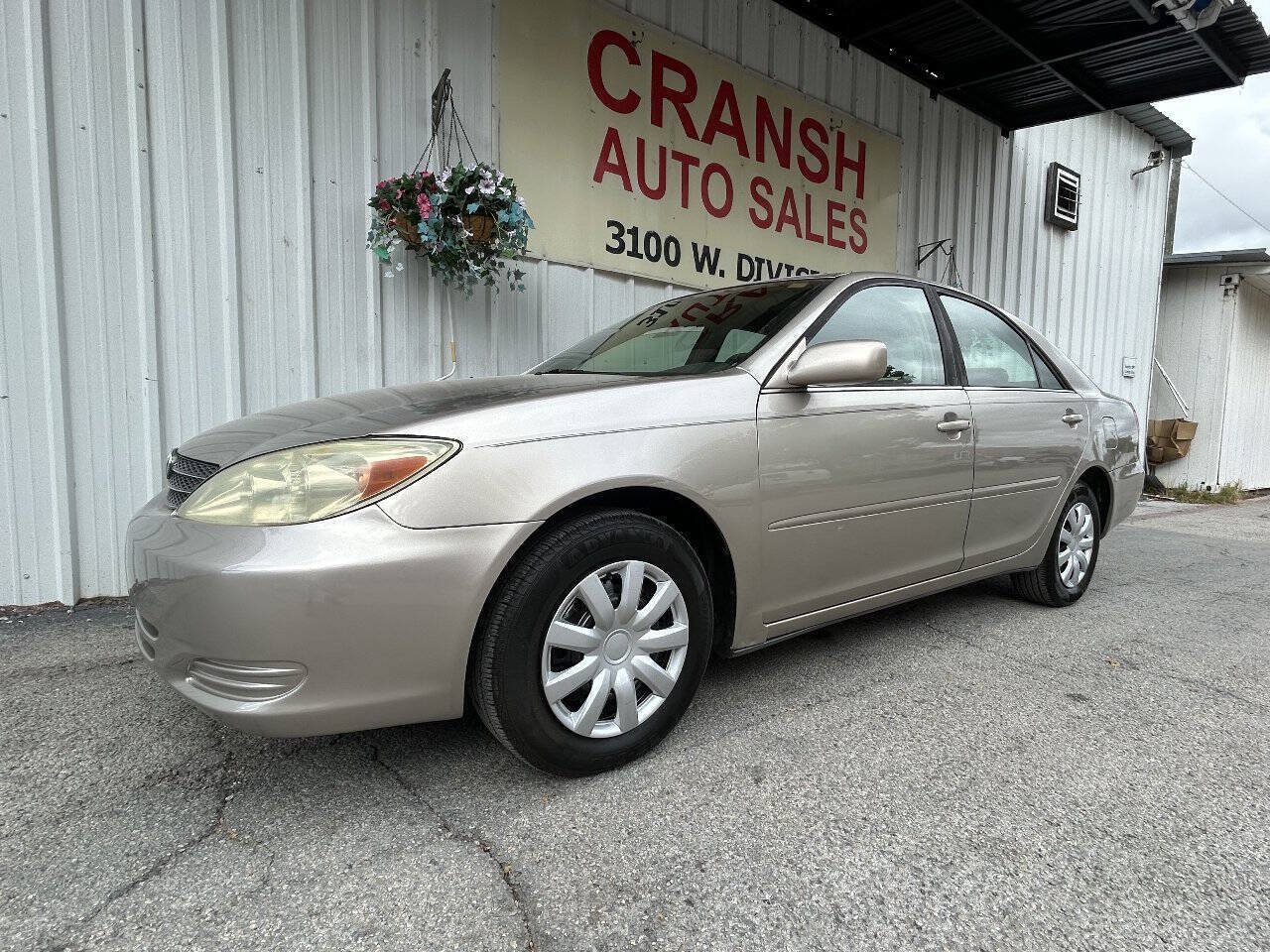 Used 2004 Toyota Camry LE FWD image 1