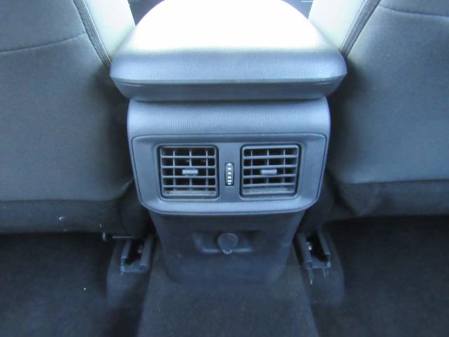 Used 2025 Toyota RAV4 LE image 23