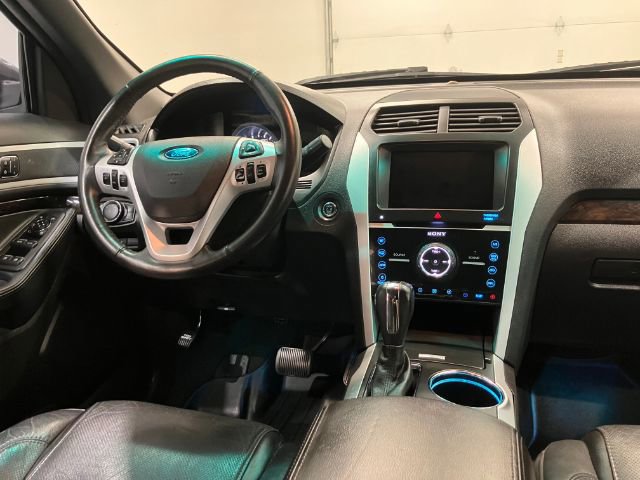 Used 2014 Ford Explorer Limited w/ Equipment Group 301A AWD/4WD image 35