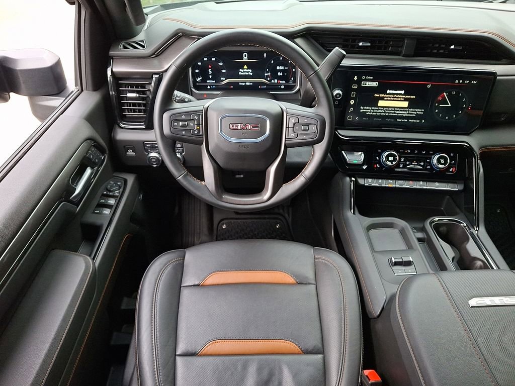 Used 2025 GMC Sierra 2500 AT4 w/ AT4 Premium Plus Package AWD/4WD image 11
