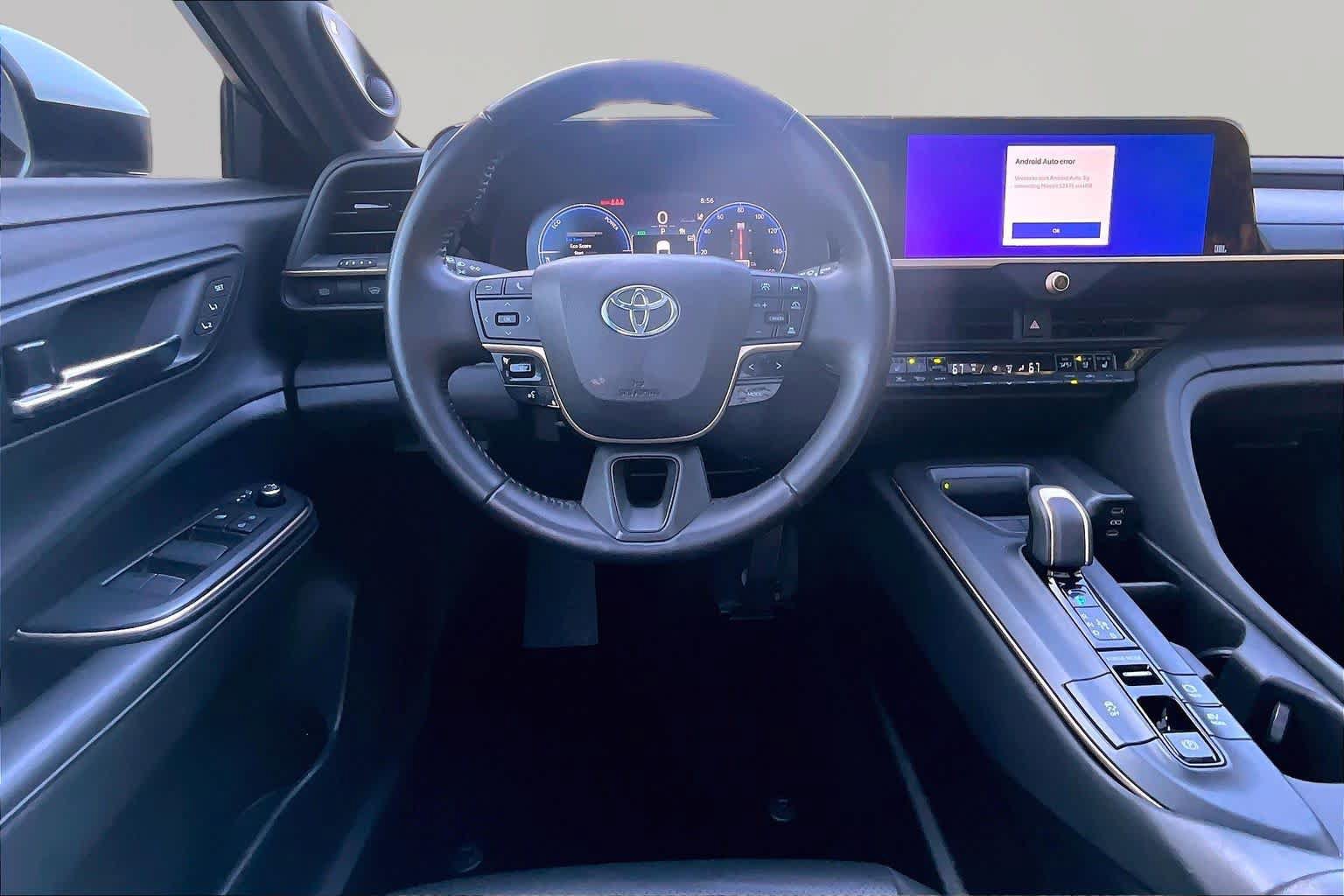 Used 2023 Toyota Crown AWD/4WD image 6