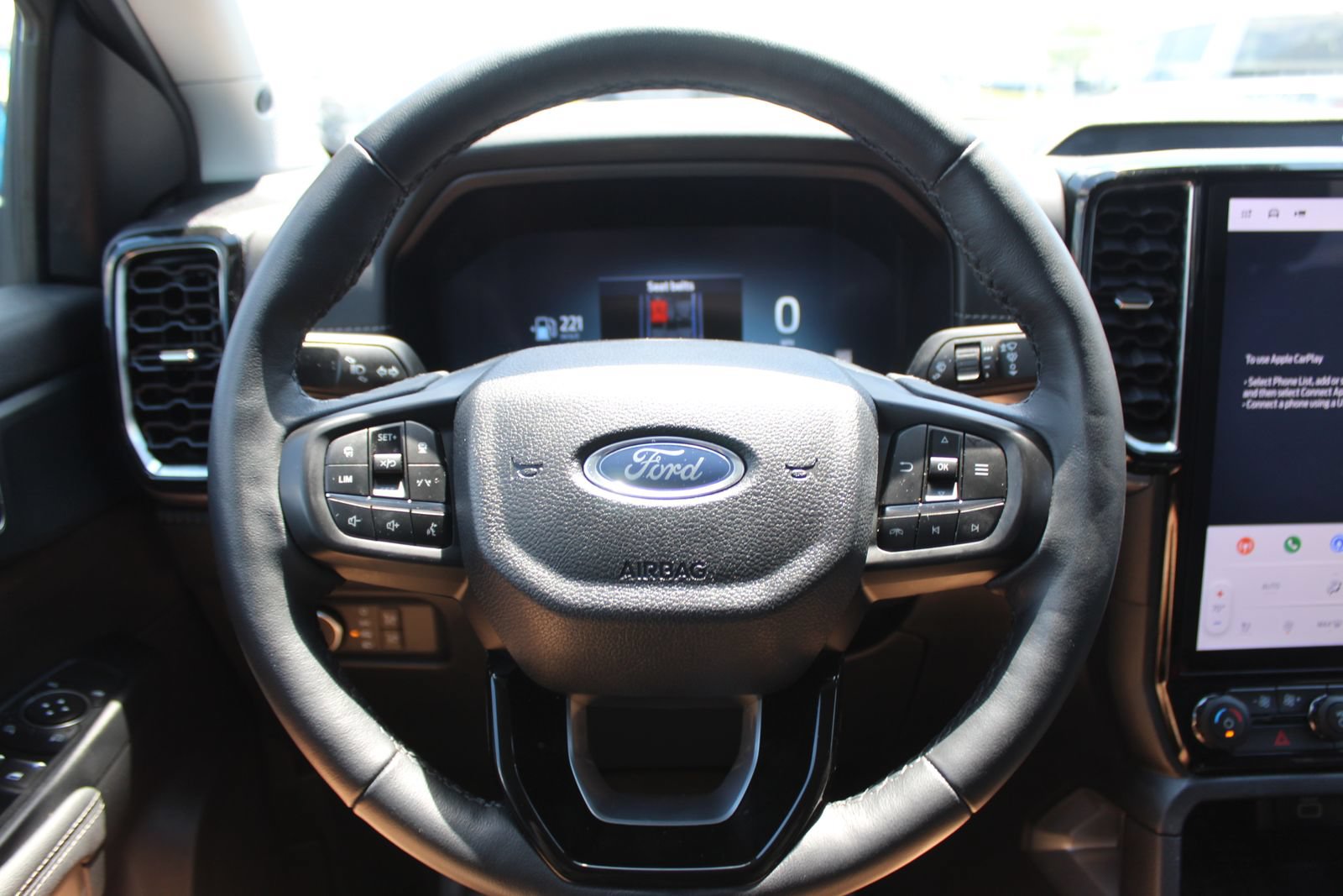 Used 2024 Ford Ranger Lariat w/ Advanced Towing Package AWD/4WD image 24