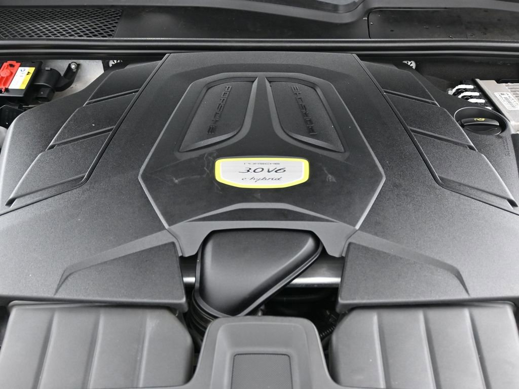 Used 2019 Porsche Cayenne E-Hybrid AWD/4WD image 45
