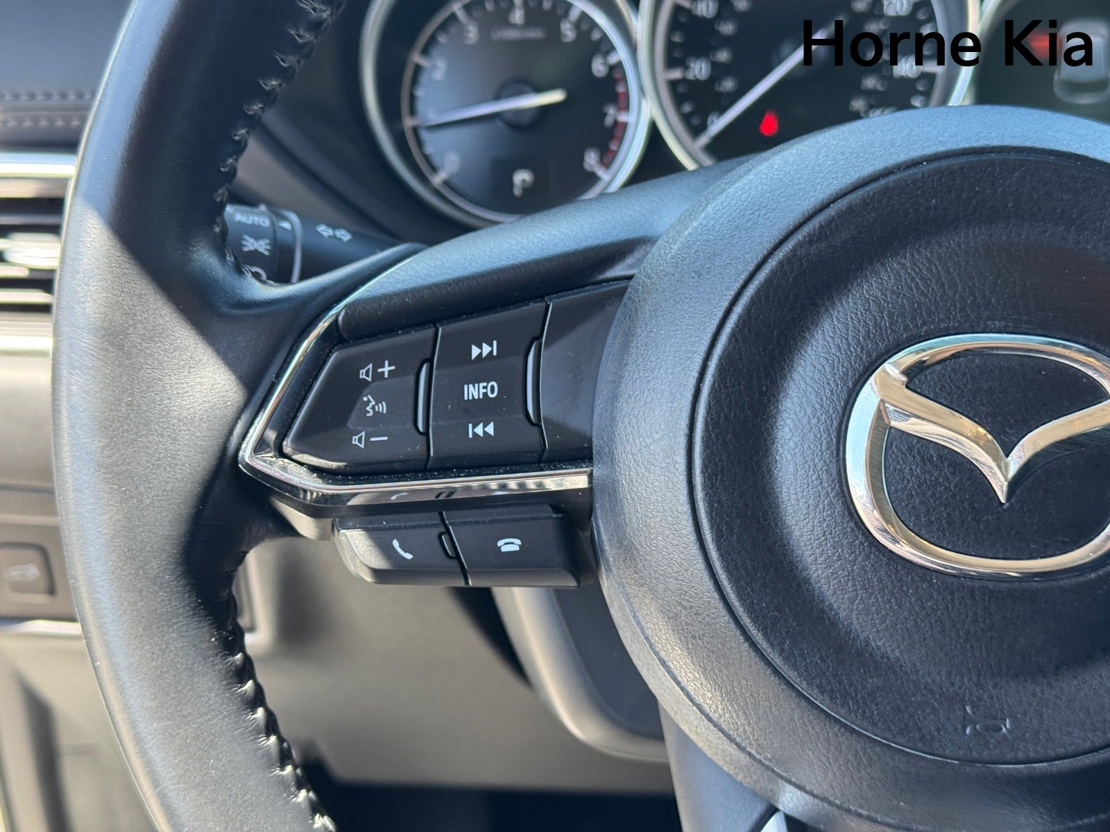 Used 2020 MAZDA CX-5 Touring image 17