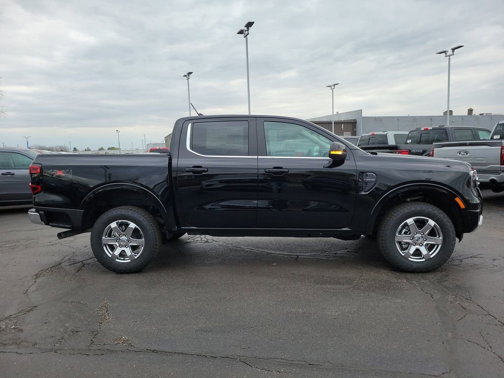 New 2025 Ford Ranger Lariat w/ Chrome Accent Package image 3