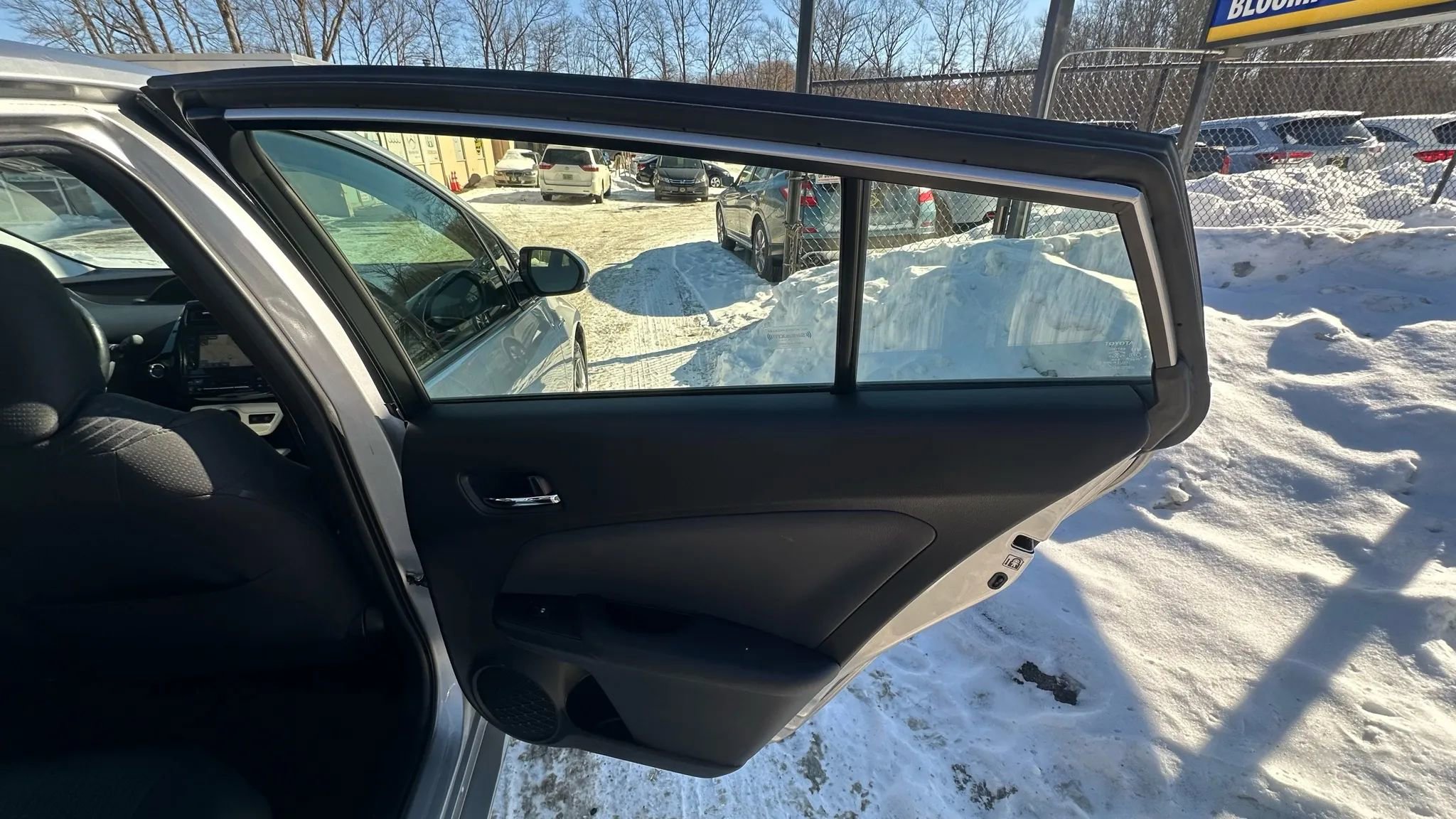 Used 2016 Toyota Prius Two image 27