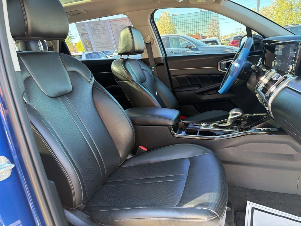 Certified 2023 Kia Sorento SX AWD/4WD image 10