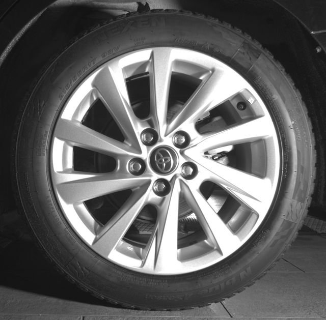 Used 2023 Toyota Camry SE FWD image 11