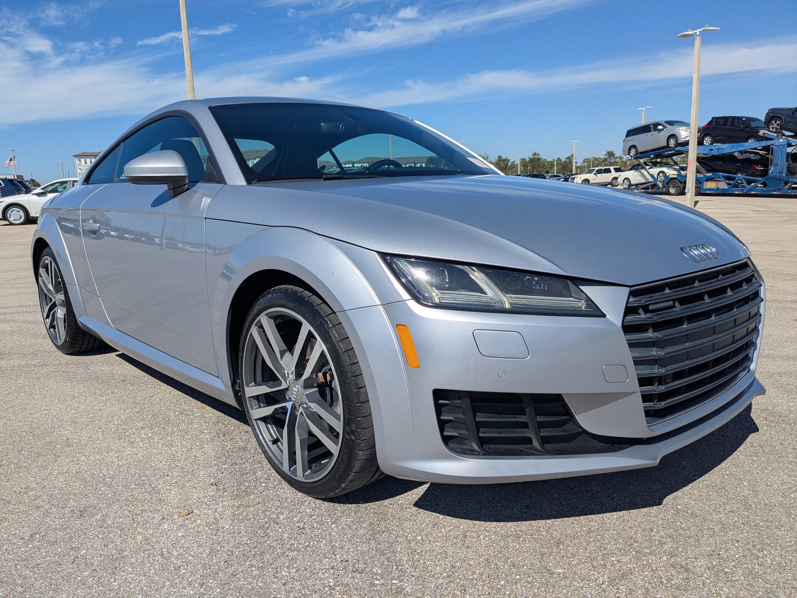 Used 2016 Audi TT 2.0T w/ Technology Package image 2