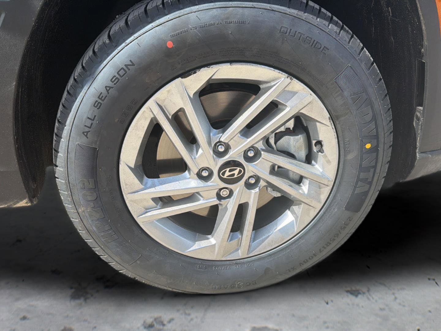 Used 2025 Hyundai Tucson SE image 29