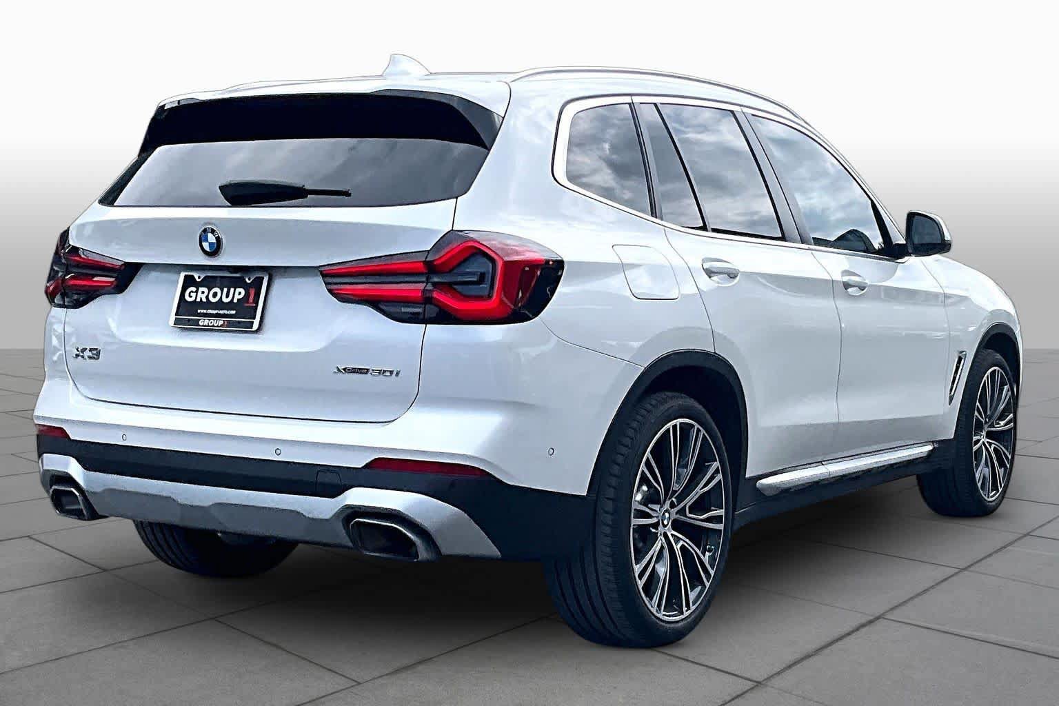 Used 2023 BMW X3 xDrive30i w/ Premium Package w/ZPA AWD/4WD image 13
