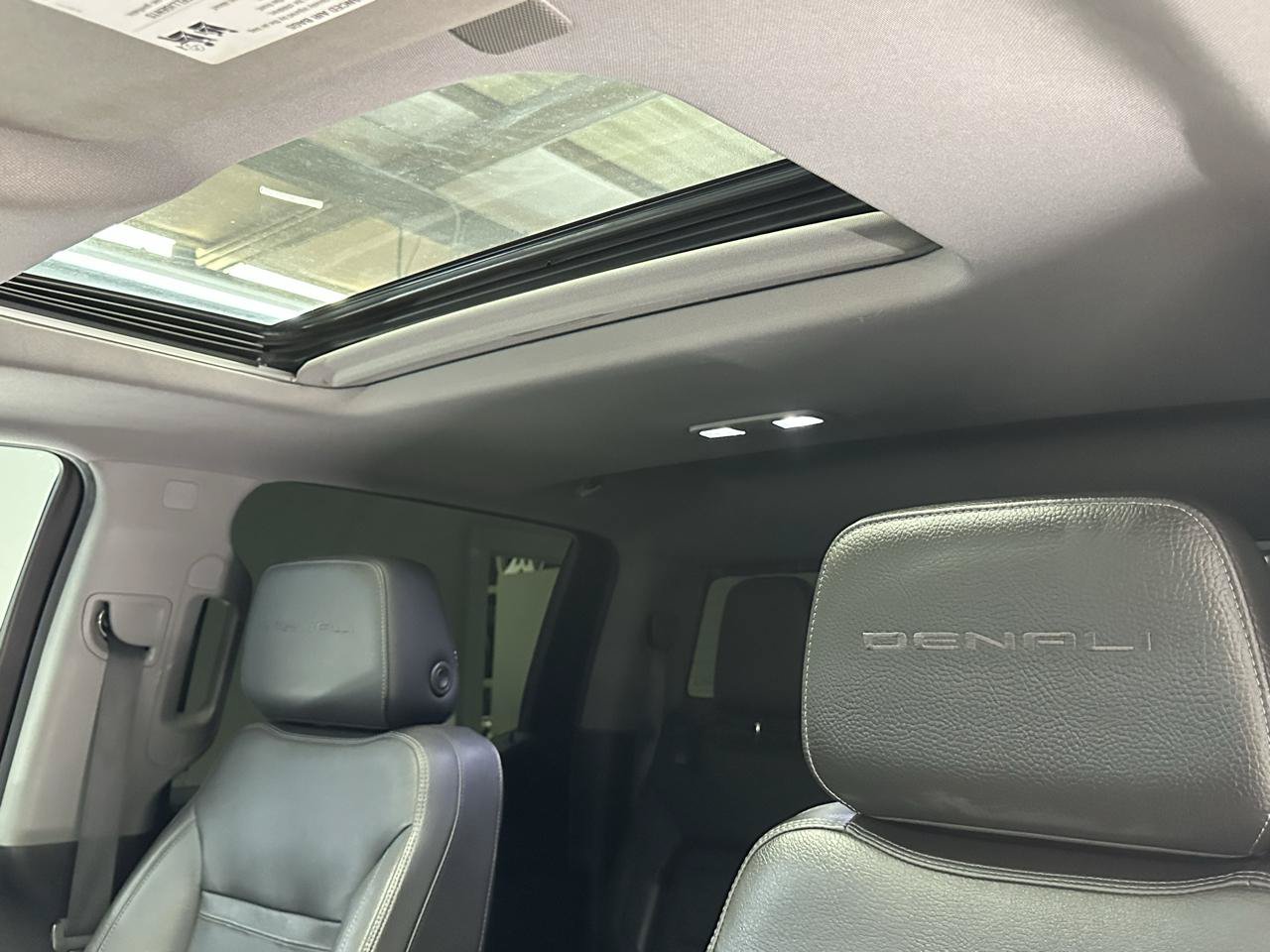 Used 2019 GMC Sierra 1500 Denali w/ Denali Ultimate Package AWD/4WD image 29