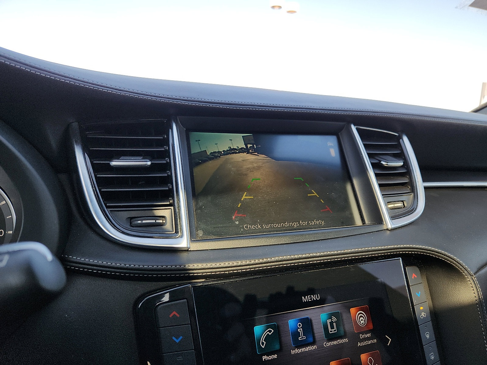 Used 2022 INFINITI QX55 Luxe w/ Cargo Package image 18