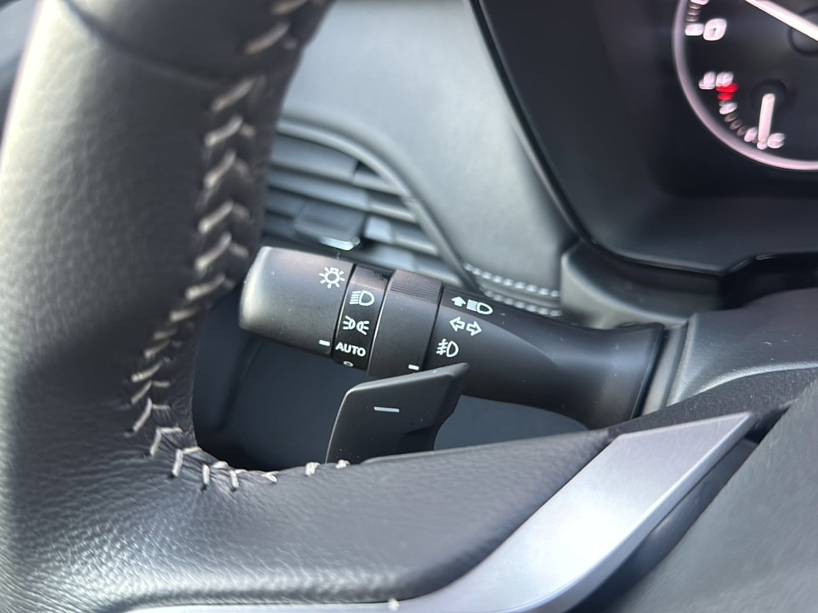 Certified 2025 Subaru Legacy Premium image 27