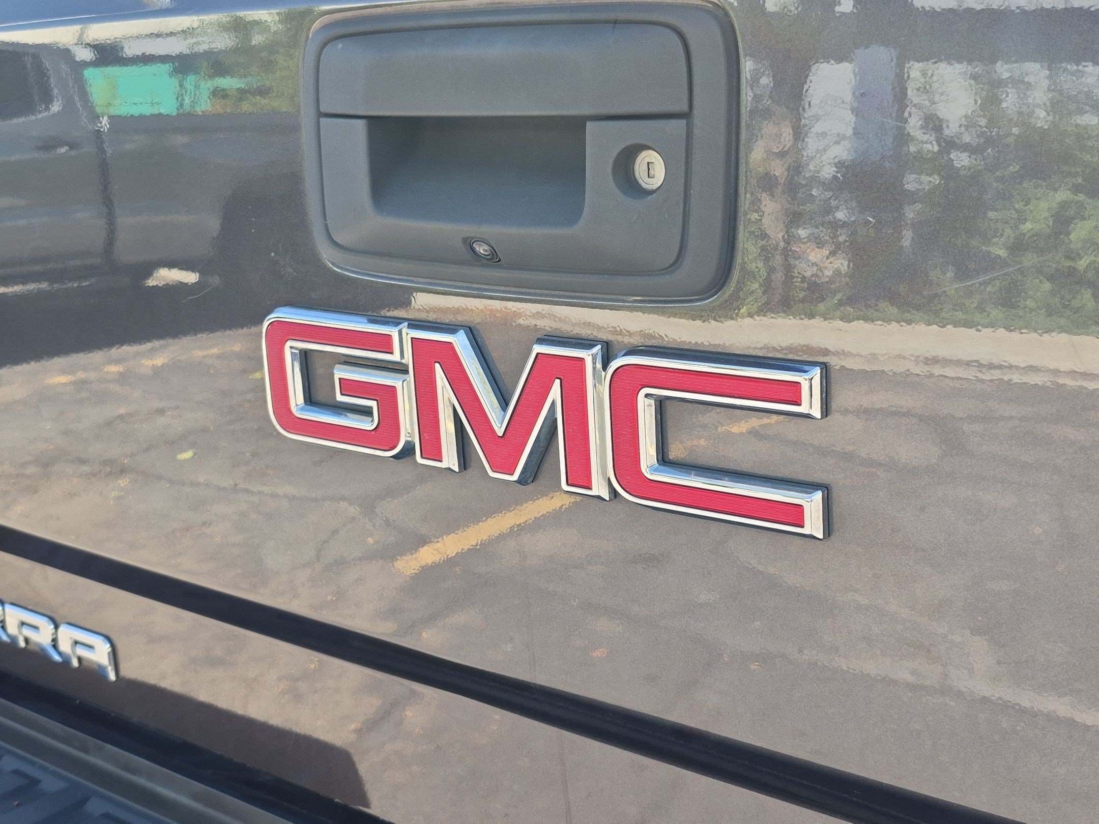 Used 2016 GMC Sierra 2500 Denali w/ Duramax Plus Package AWD/4WD image 14