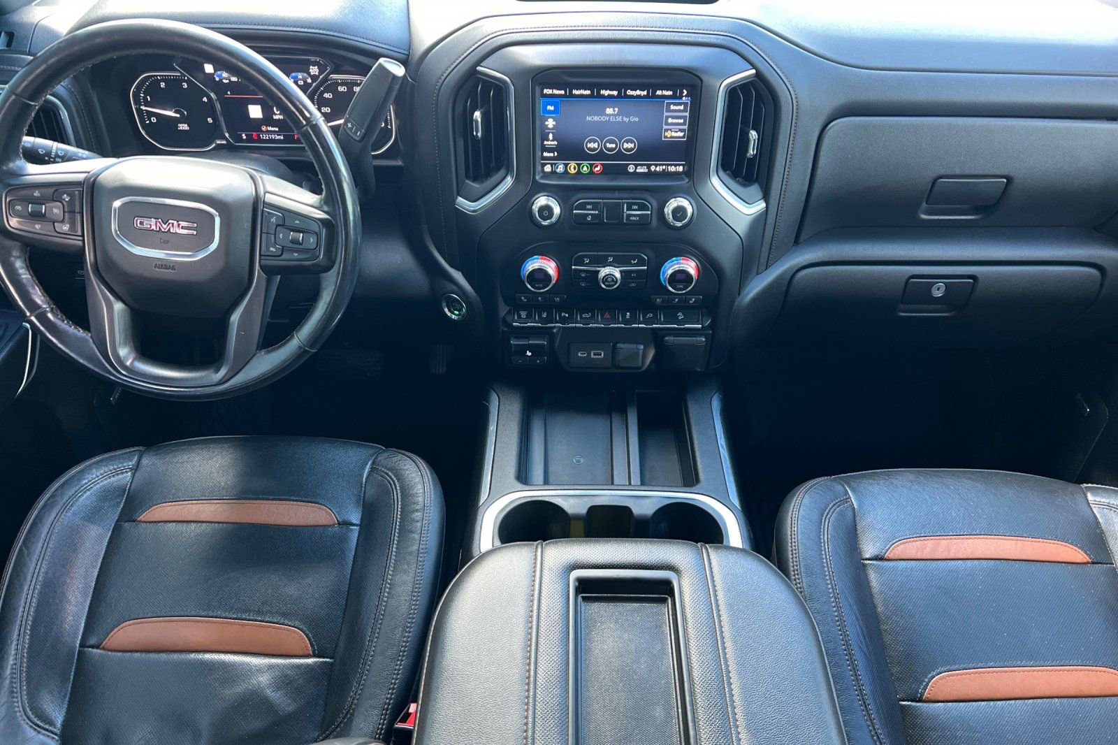 Used 2020 GMC Sierra 2500 AT4 w/ AT4 Premium Package image 13