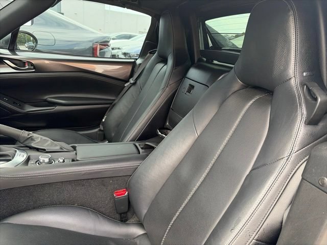Used 2024 MAZDA MX-5 Miata RF Grand Touring w/ Weather Package RWD image 8