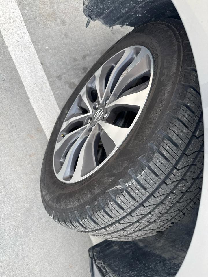 Used 2016 Acura MDX SH-AWD w/ Technology Package image 2