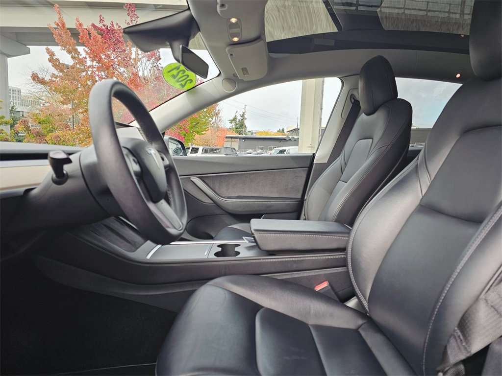 Used 2021 Tesla Model Y Long Range image 27