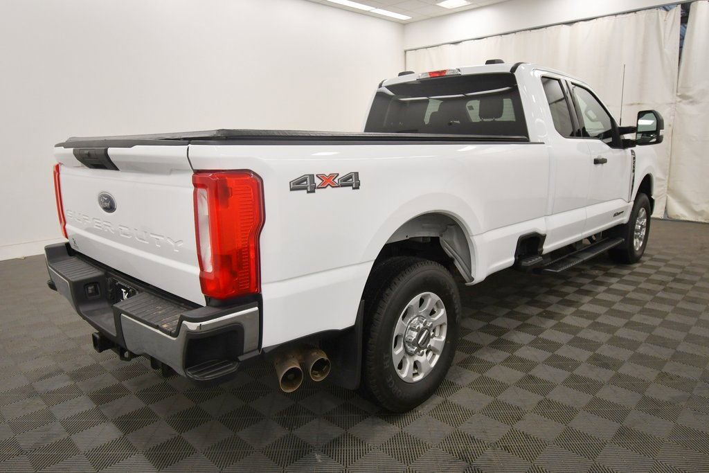 Used 2023 Ford F250 XLT AWD/4WD image 8