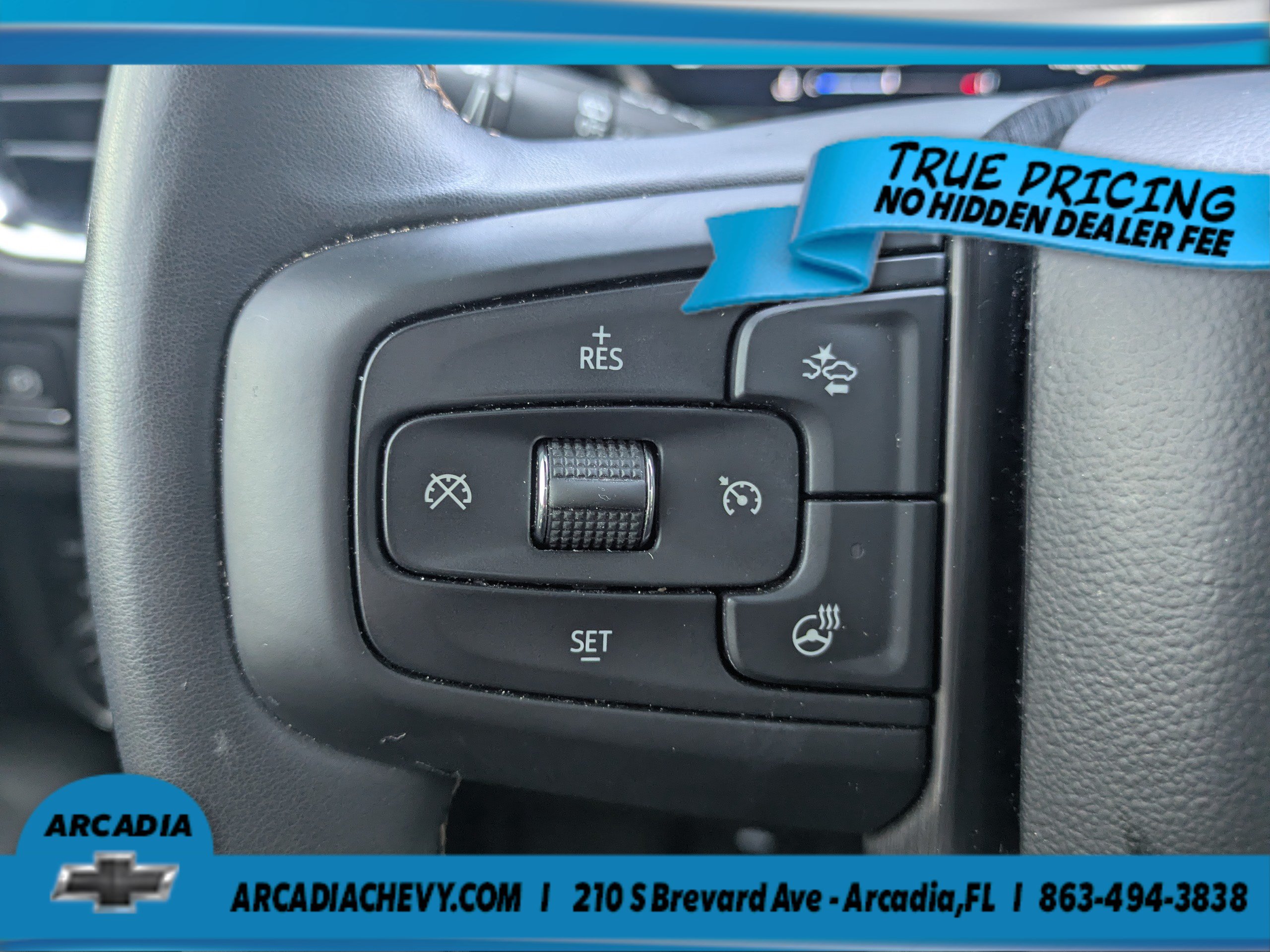 Used 2023 GMC Yukon AT4 AWD/4WD image 27
