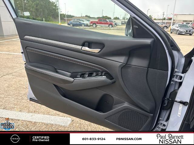 Certified 2023 Nissan Altima 2.5 SR w/ SR Premium Package FWD image 23