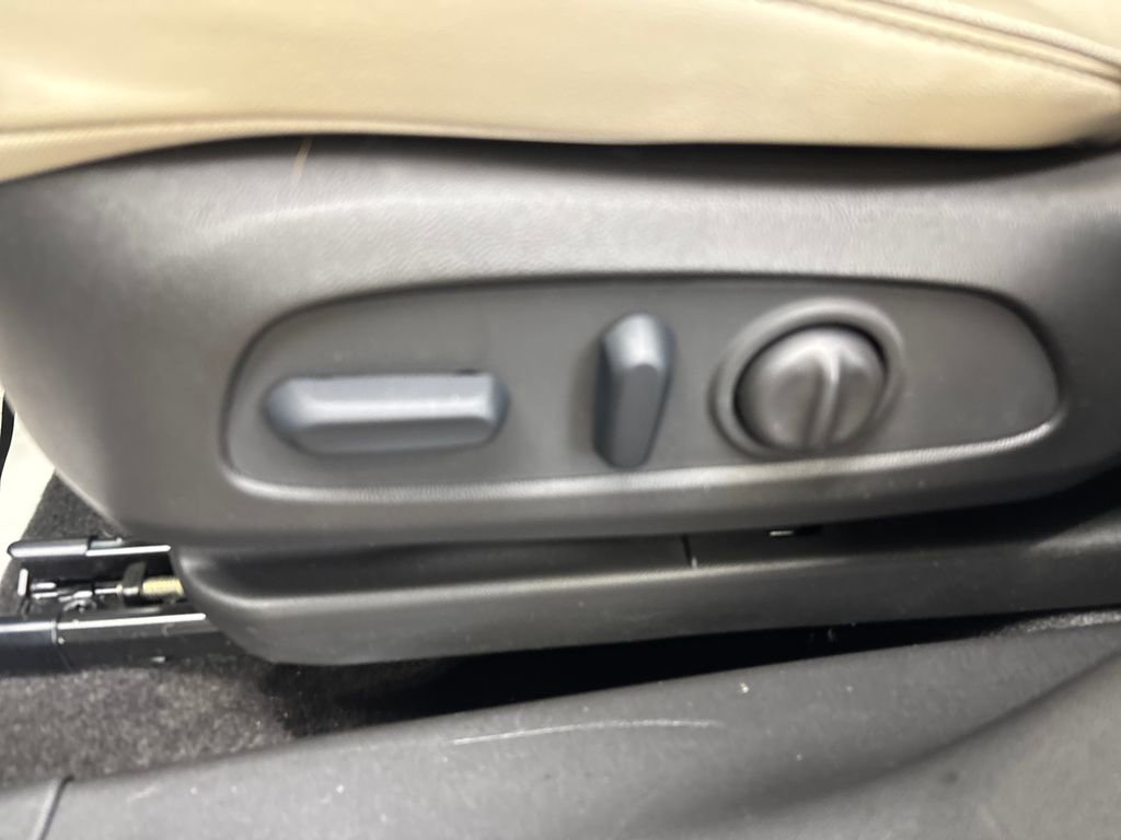Used 2023 Buick Encore GX Select FWD image 22
