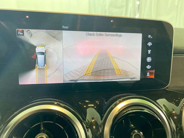 Used 2020 Mercedes-Benz GLB 250 4MATIC image 41