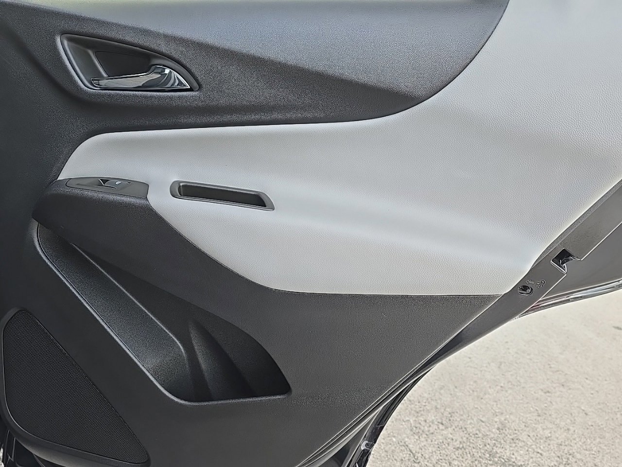 Certified 2024 Chevrolet Equinox LT image 34