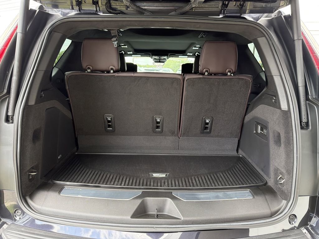 Certified 2024 Cadillac Escalade Sport Platinum w/ LPO, ONYX Package AWD/4WD image 10