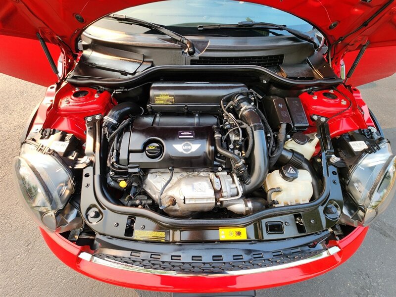 Used 2013 MINI Cooper S w/ Sport Pkg FWD image 31