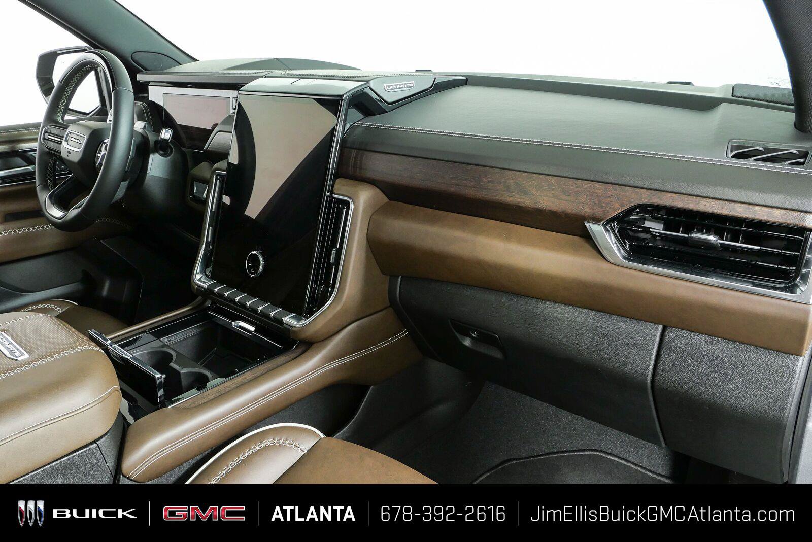 Used 2025 GMC Yukon XL Denali Ultimate w/ LPO, Floor Liner Package AWD/4WD image 26