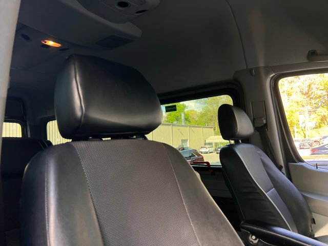 Used 2018 Mercedes-Benz Sprinter 2500 image 23