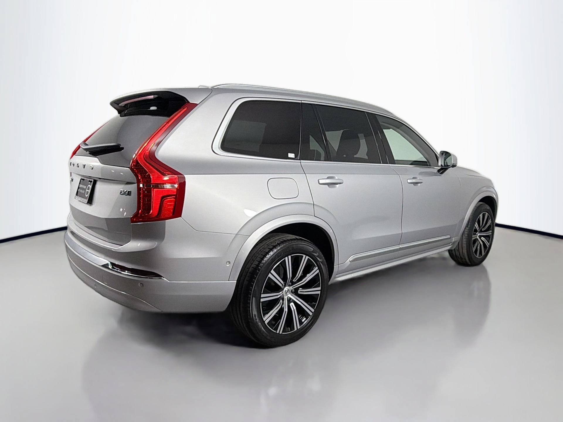 Used 2024 Volvo XC90 B6 Plus AWD/4WD image 6