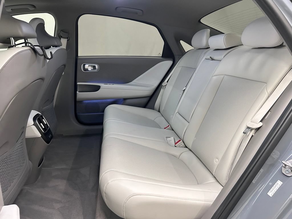 Used 2024 Hyundai Ioniq 6 Limited RWD image 14