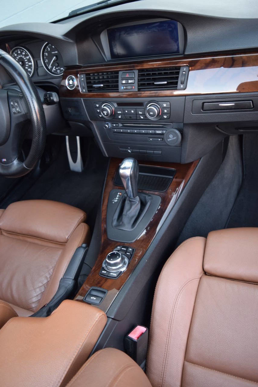 Used 2012 BMW 335i Convertible image 71