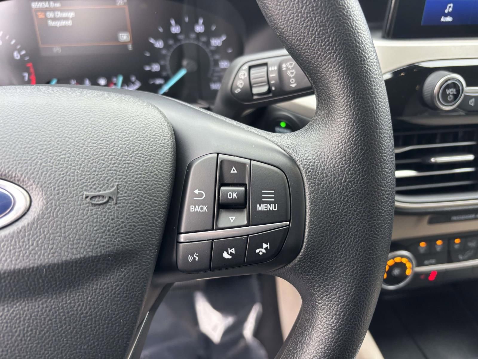 Used 2020 Ford Escape SE image 20