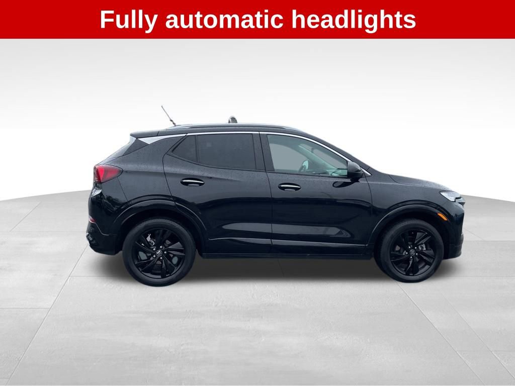 Used 2024 Buick Encore GX Sport Touring image 7
