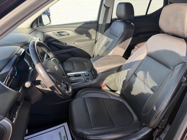 Used 2019 Chevrolet Traverse LT w/ LT Premium Package image 14