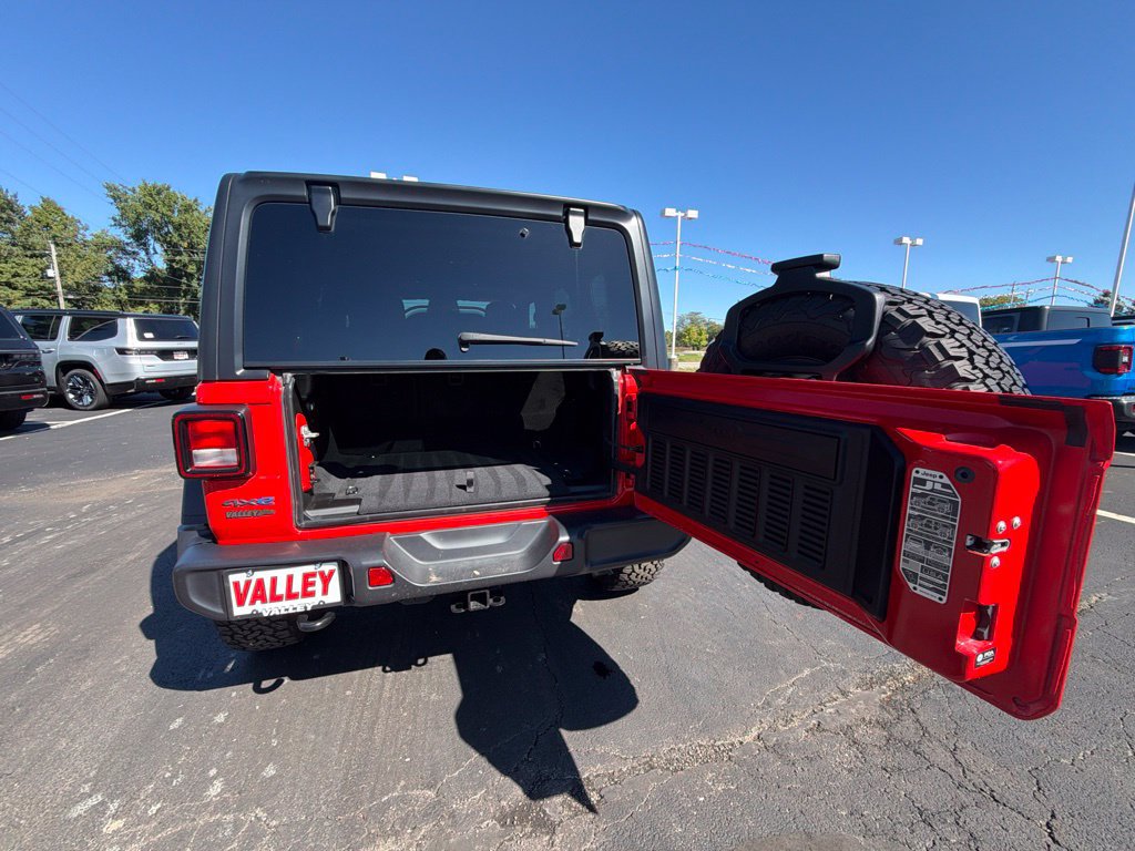 Used 2025 Jeep Wrangler Unlimited Sport S 4xe AWD/4WD image 36