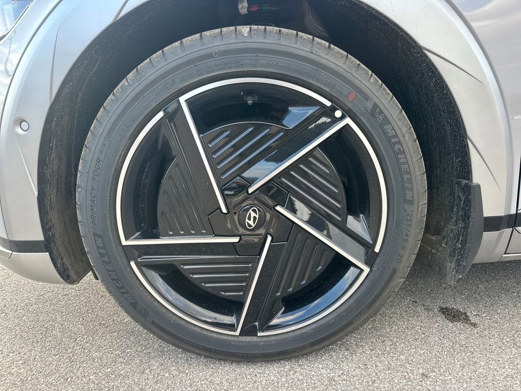 New 2026 Hyundai Ioniq 5 Limited image 9