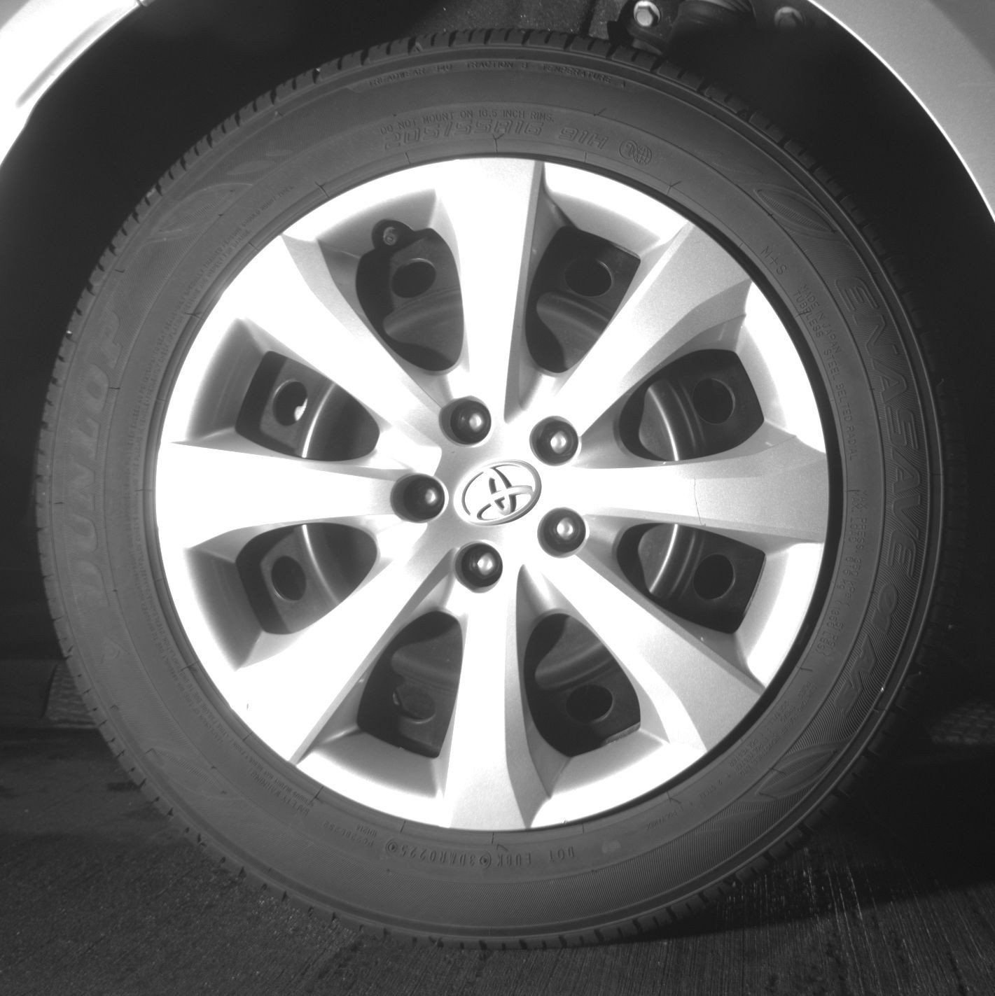 Used 2025 Toyota Corolla LE FWD image 18