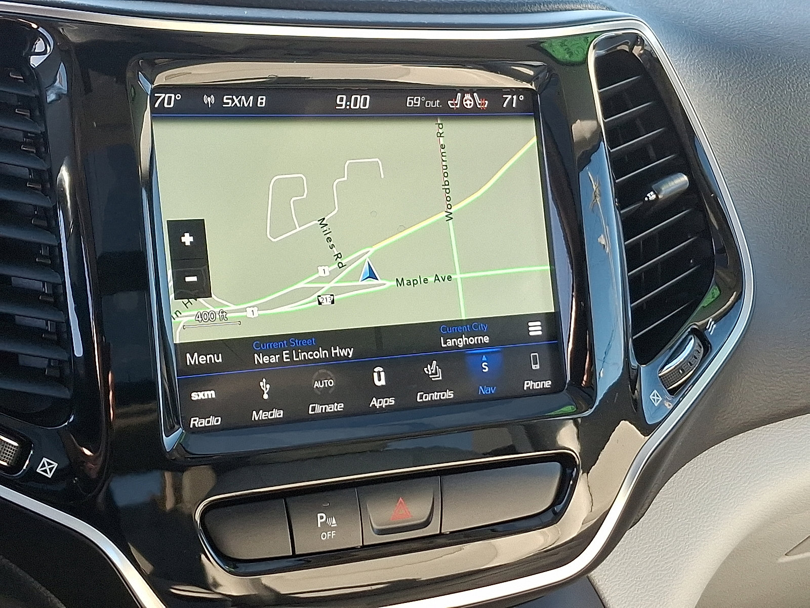 Used 2019 Jeep Cherokee Limited image 17